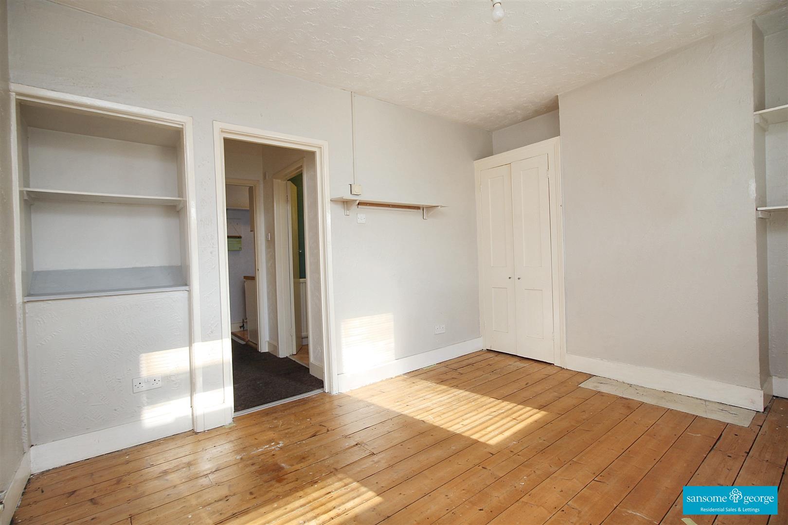 1 bed property in St. Edwards Road, Reading
